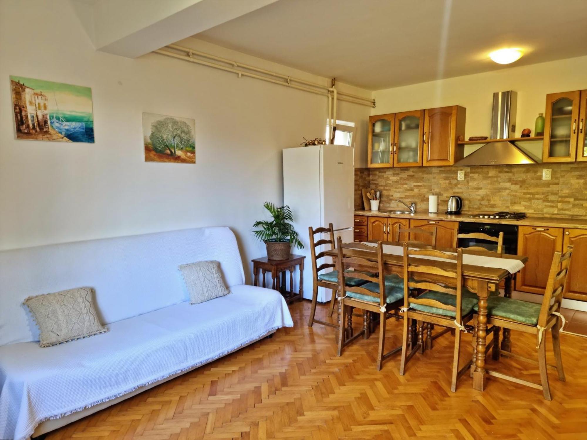 Apartment Merica โอมิช ภายนอก รูปภาพ